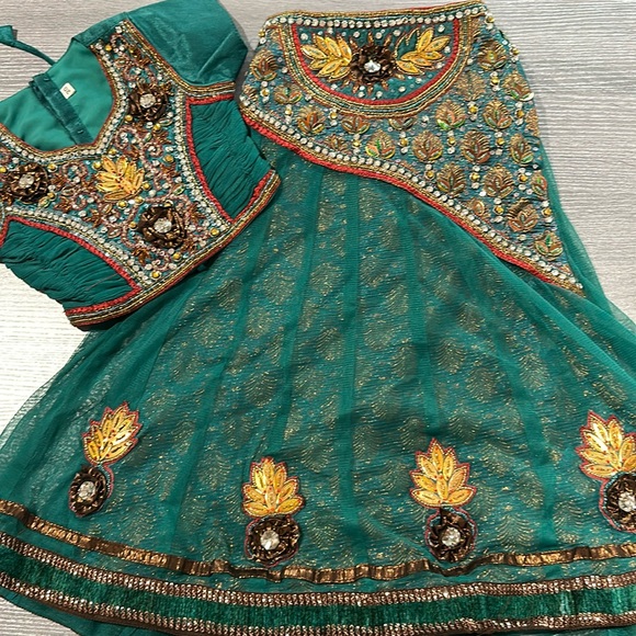 Girls Indian outfit two-piece